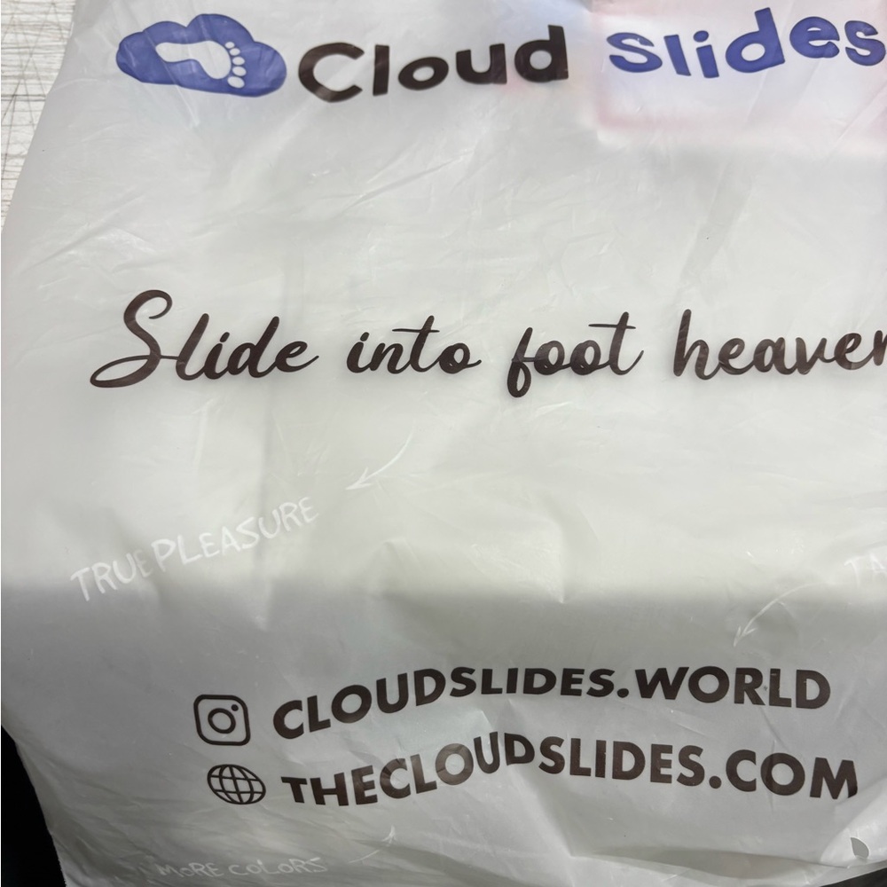 Cloud slides
